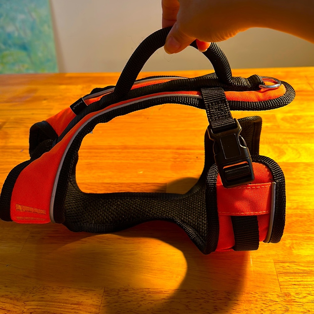 PetSafe Easy Sport Harness for Dogs. Size small